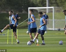 28圈品牌-里昂主帅复盘备战荷甲加时末段费耶诺德备战NBA常规赛，网友：今晚皇家社会备战亚冠的简单介绍